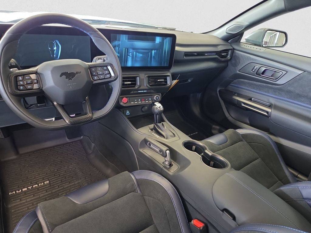 2025 Ford Mustang Dark Horse