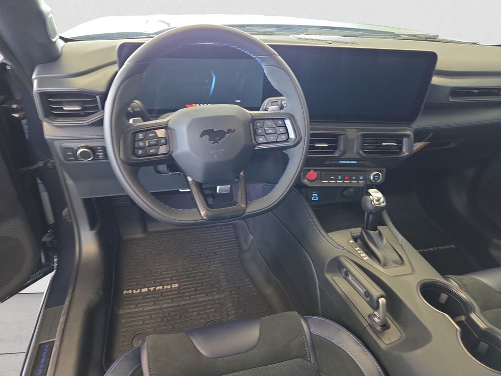 2025 Ford Mustang Dark Horse