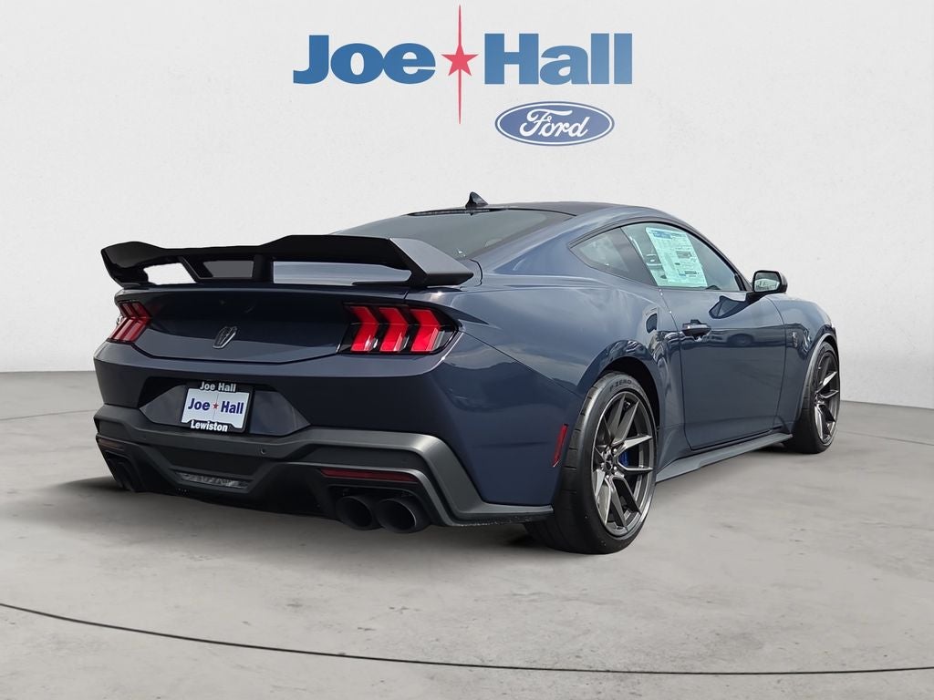 2025 Ford Mustang Dark Horse