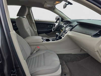 2011 Ford Taurus SE