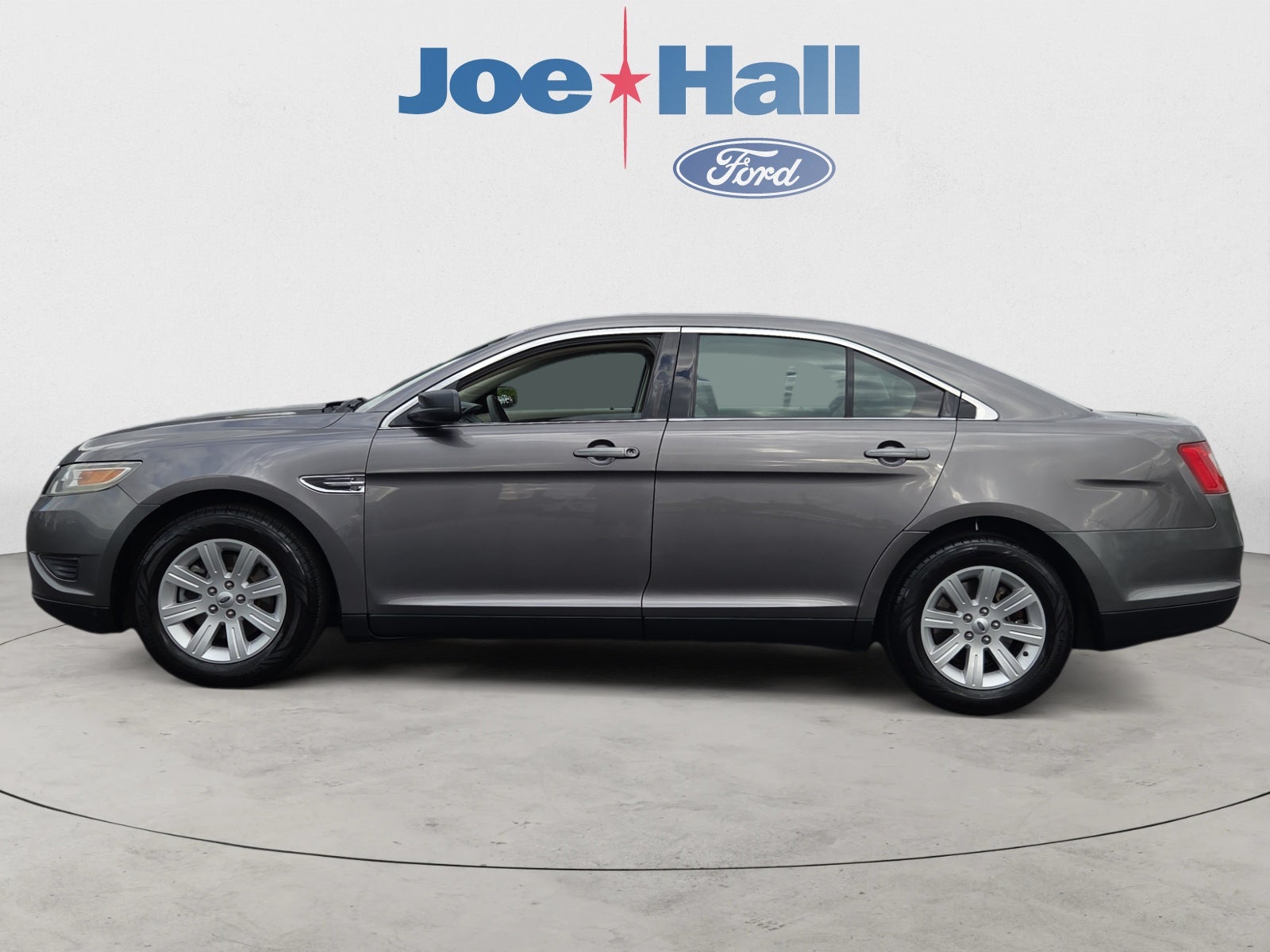 2011 Ford Taurus SE