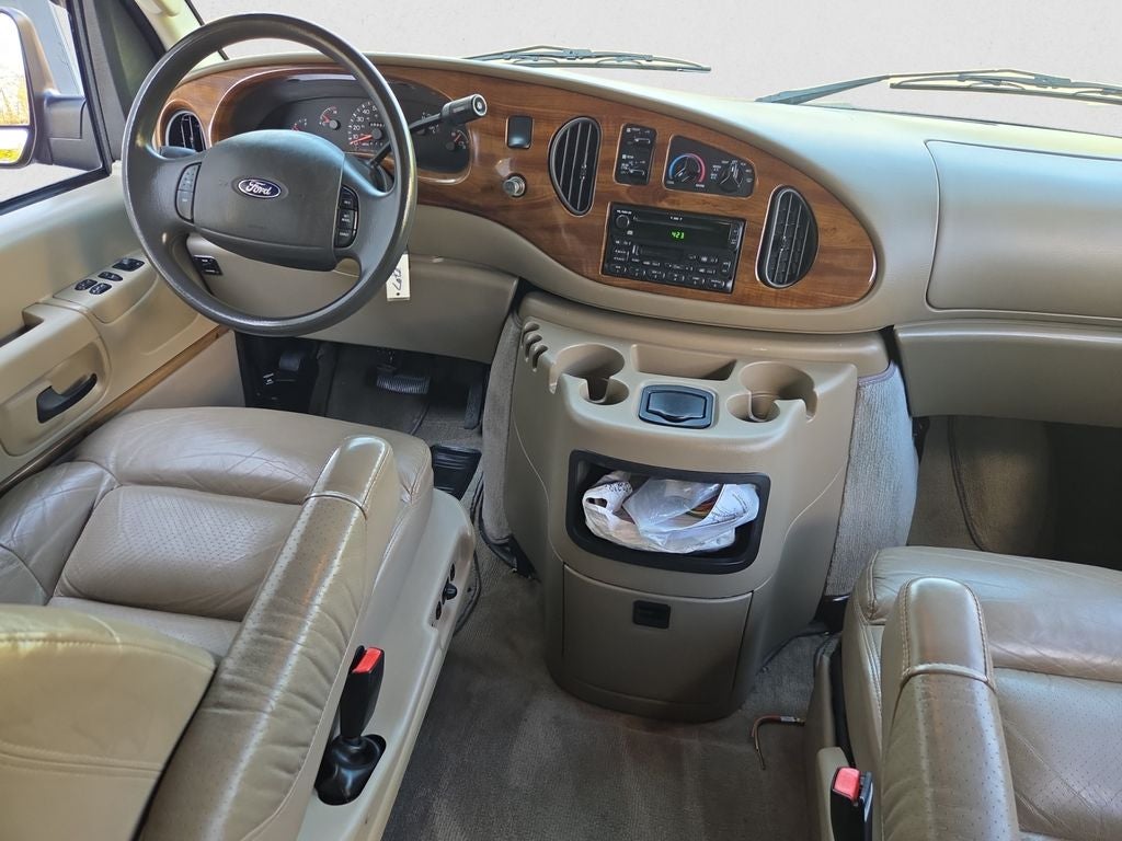 2003 Ford Econoline Super Recreational