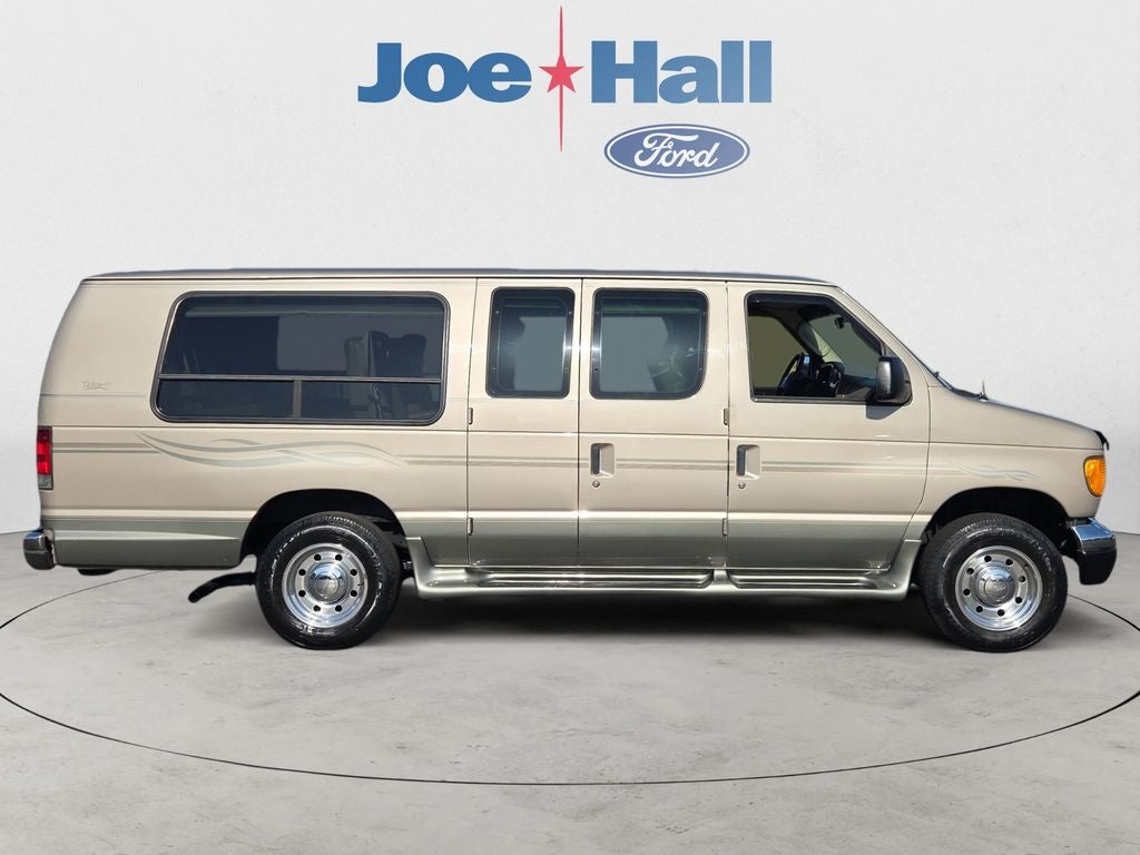 2003 Ford Econoline Super Recreational