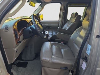 2003 Ford Econoline Super Recreational