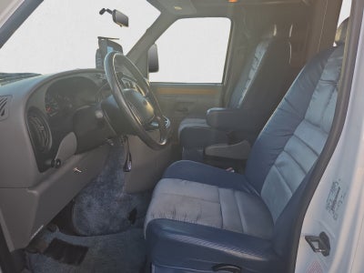 1999 Ford Econoline Base