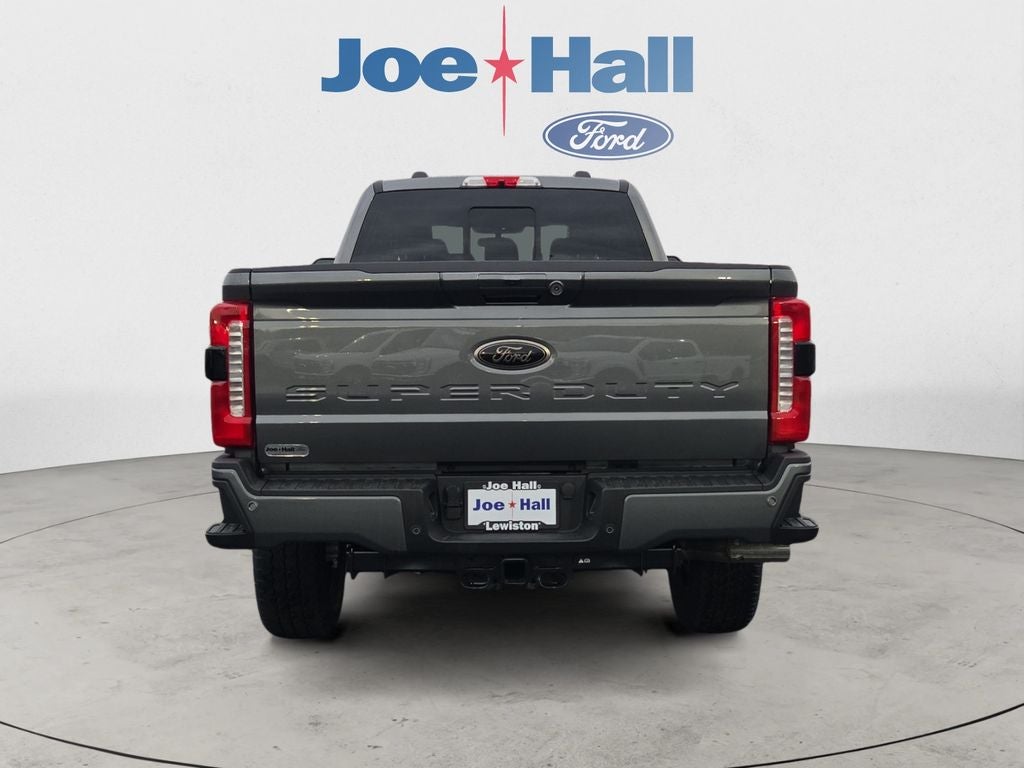 2026 Ford F-350 LARIAT
