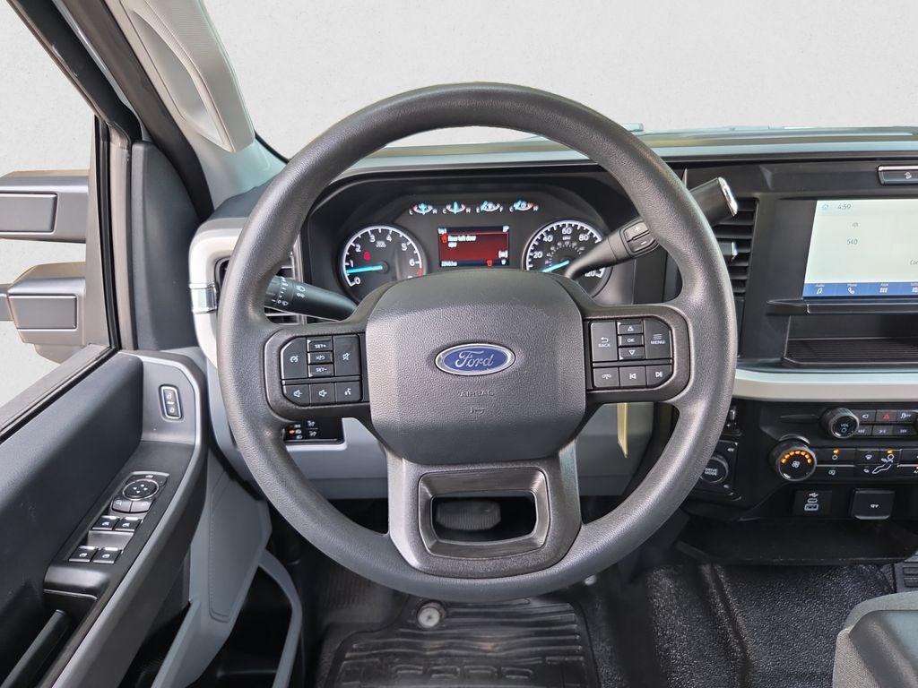 2025 Ford F-350 XLT