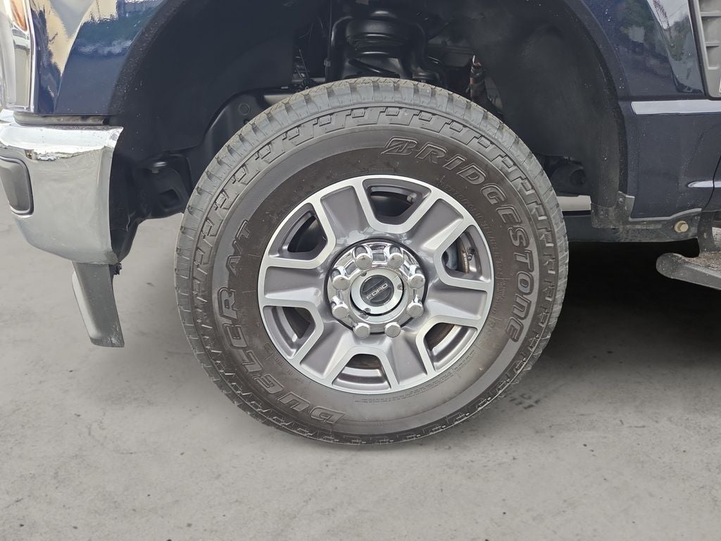 2025 Ford F-350 LARIAT