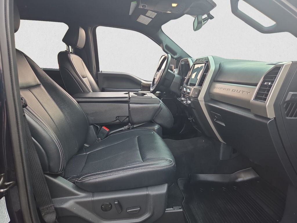 2022 Ford F-350 LARIAT