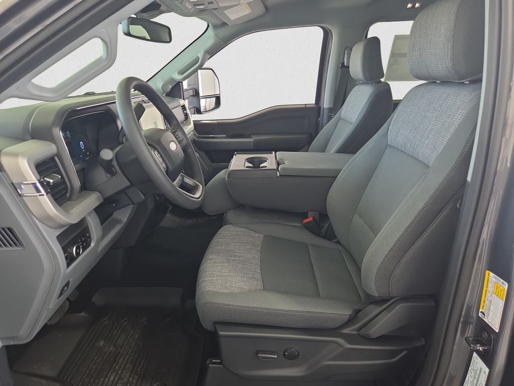 2026 Ford F-350 XLT