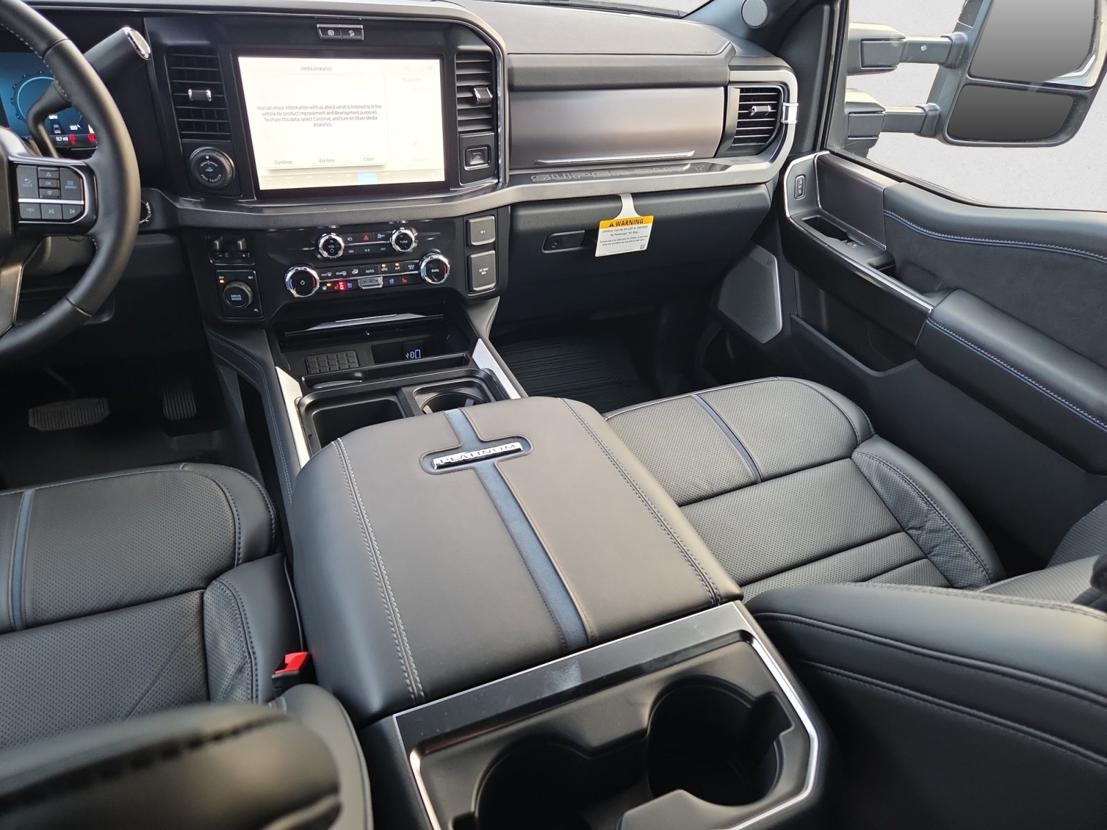 2027 Ford F-350 Platinum