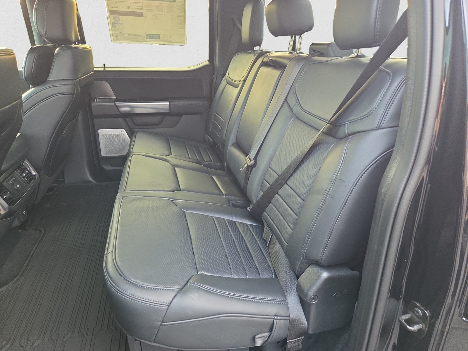 2027 Ford F-350 Platinum