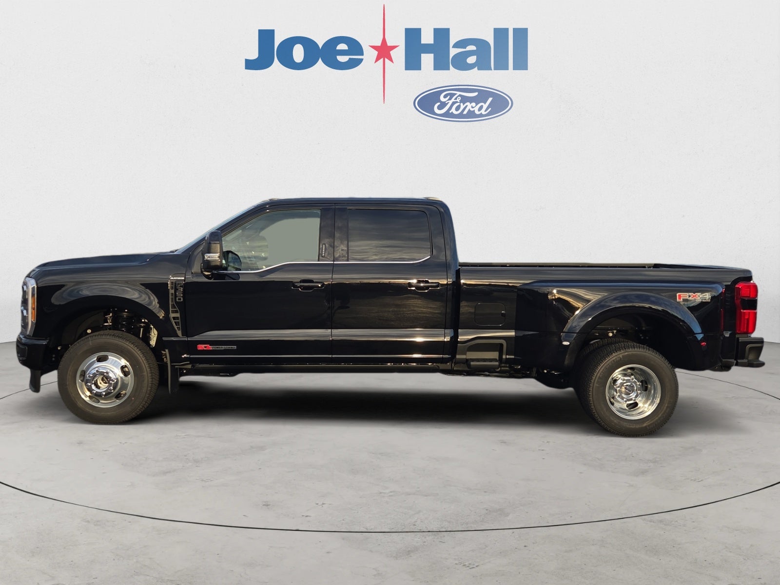 2027 Ford F-350 Platinum