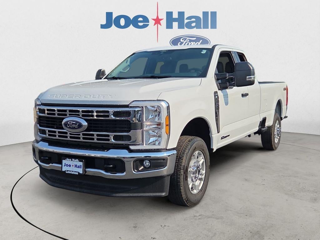 2026 Ford F-350 XLT
