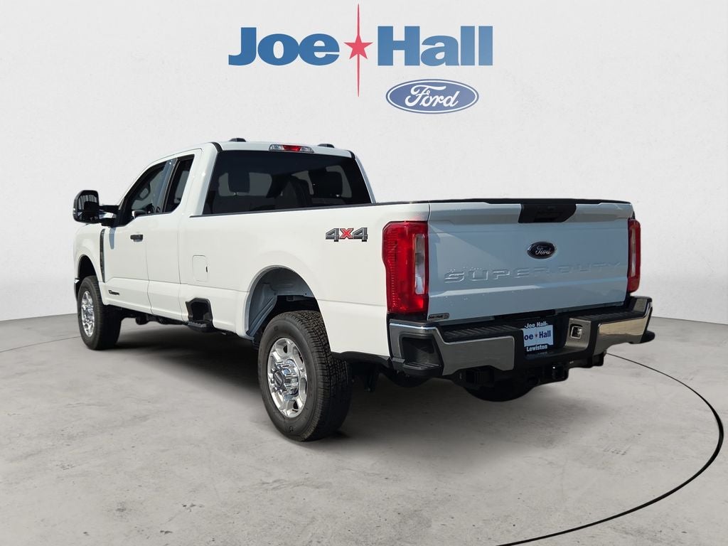 2026 Ford F-350 XLT