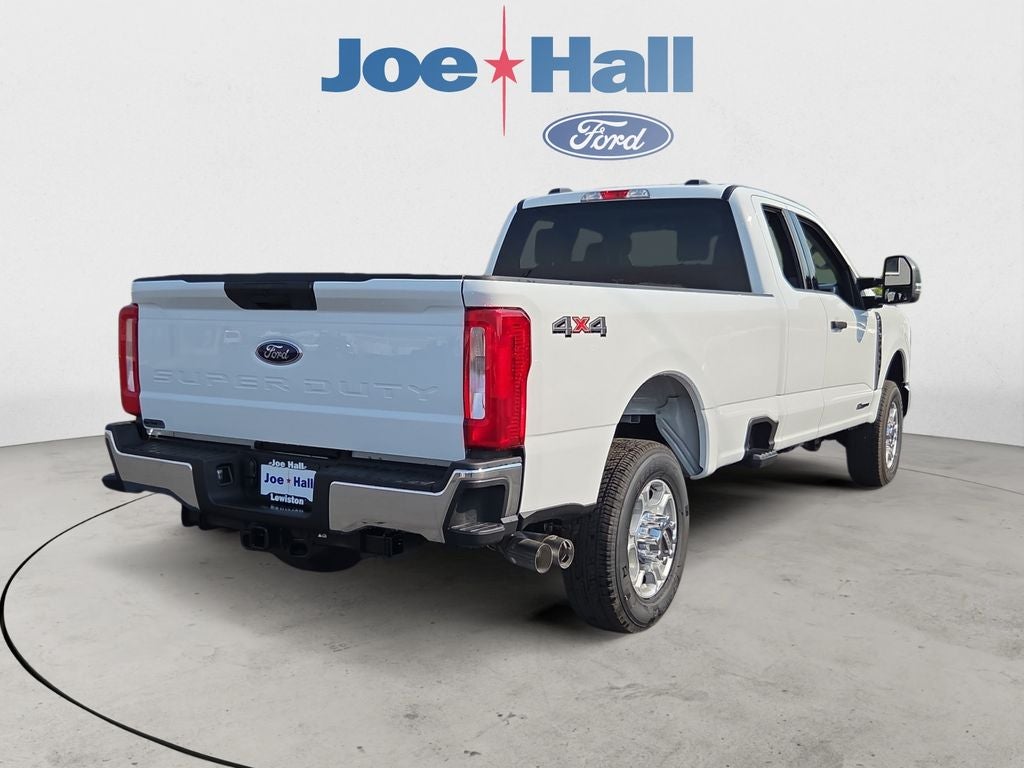 2026 Ford F-350 XLT