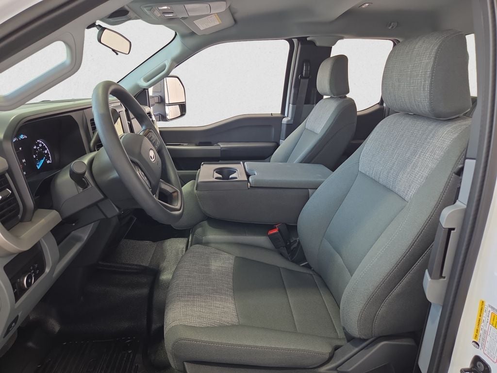 2026 Ford F-350 XLT