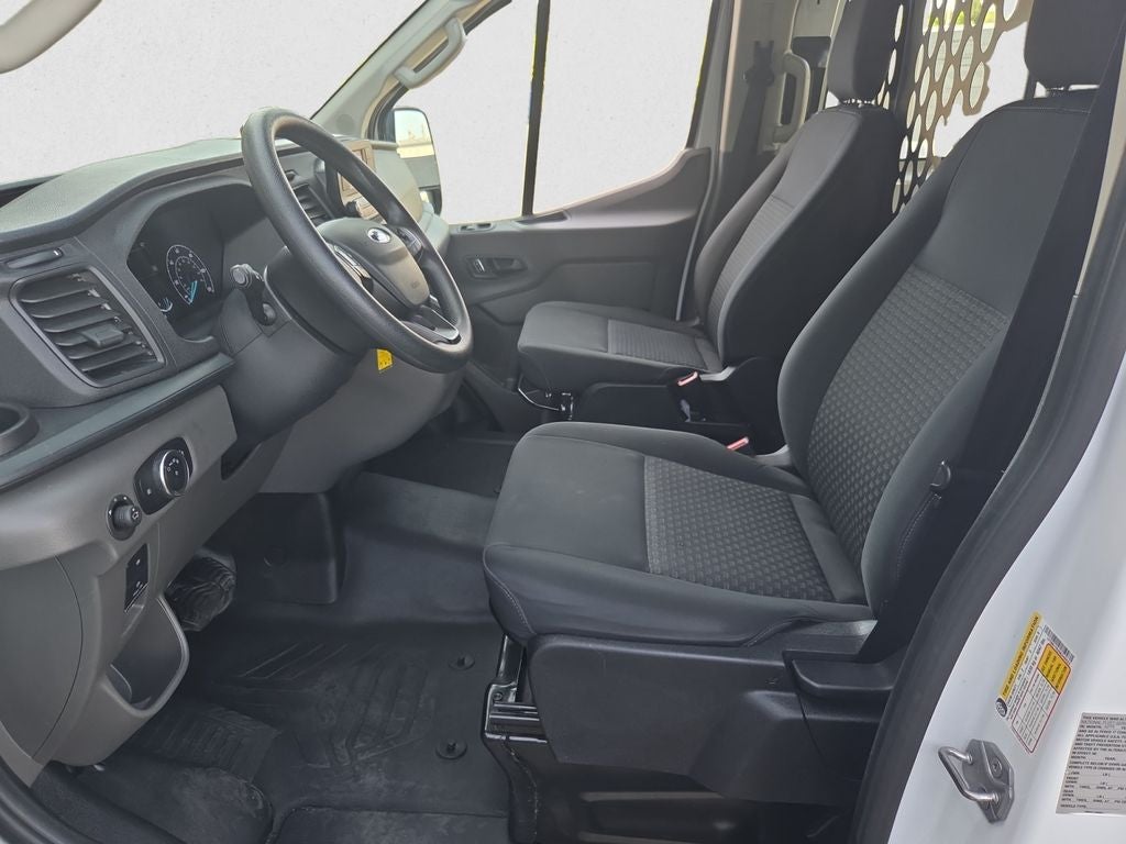 2025 Ford Transit Van Base