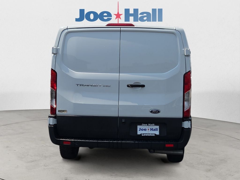 2025 Ford Transit Van Base
