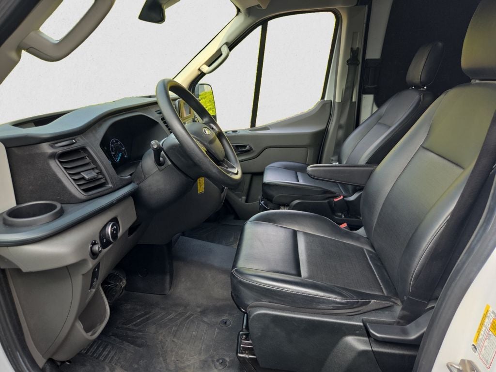 2025 Ford Transit Van Base