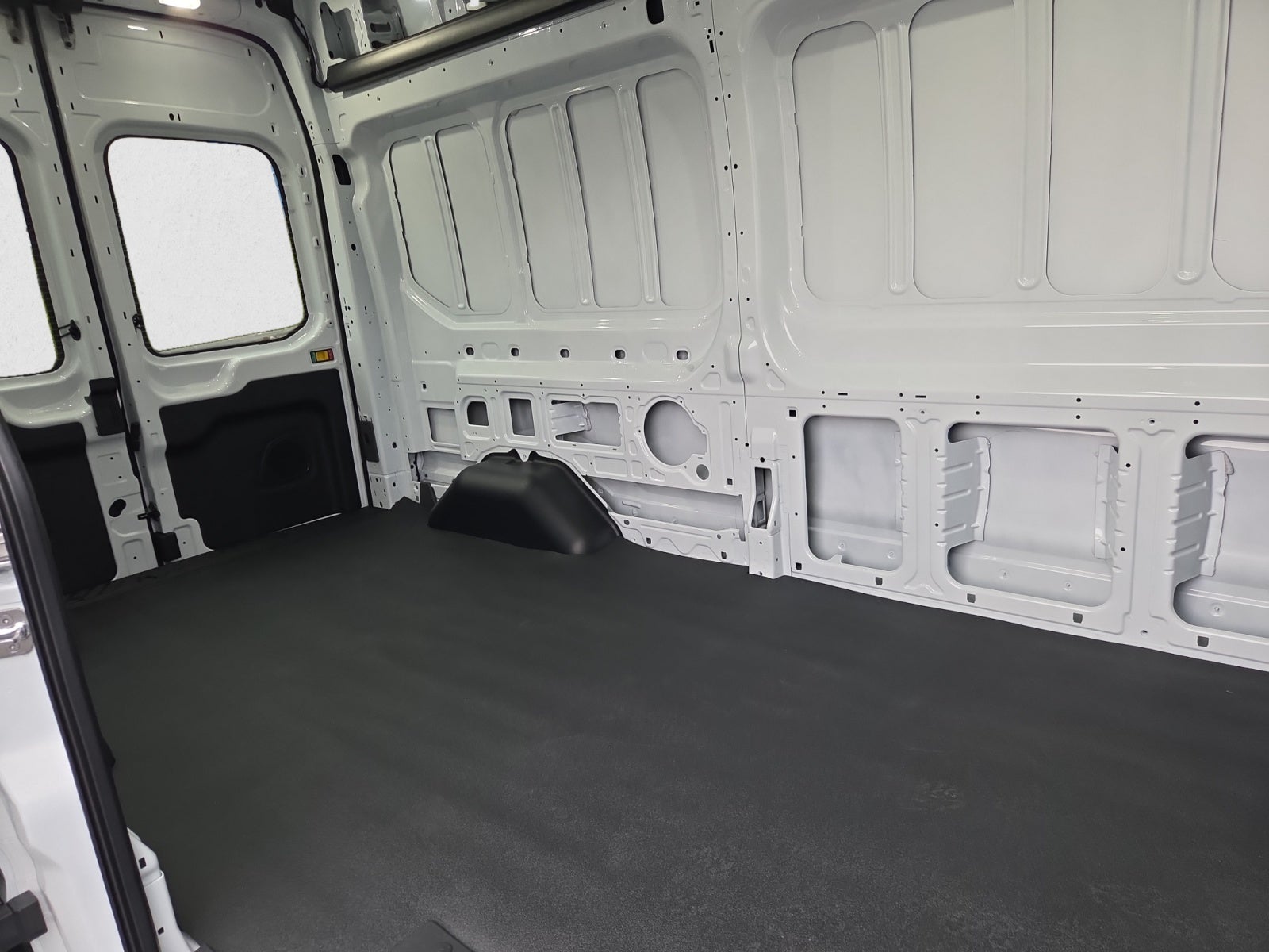 2027 Ford Transit Van Base