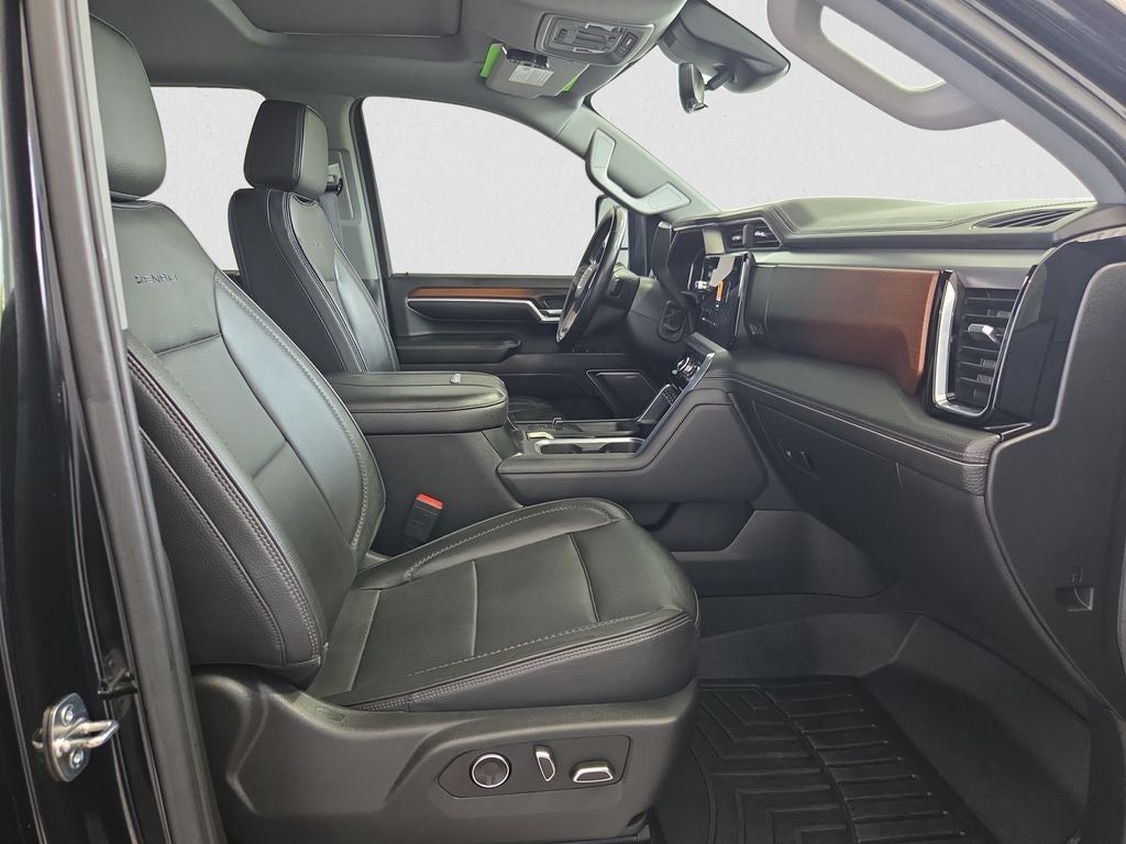 2024 GMC Sierra Denali
