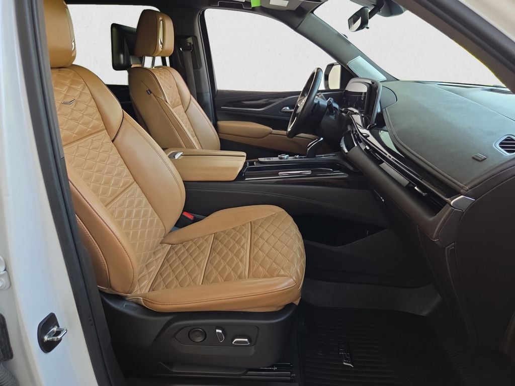 2023 Cadillac Escalade ESV 4WD Premium Luxury