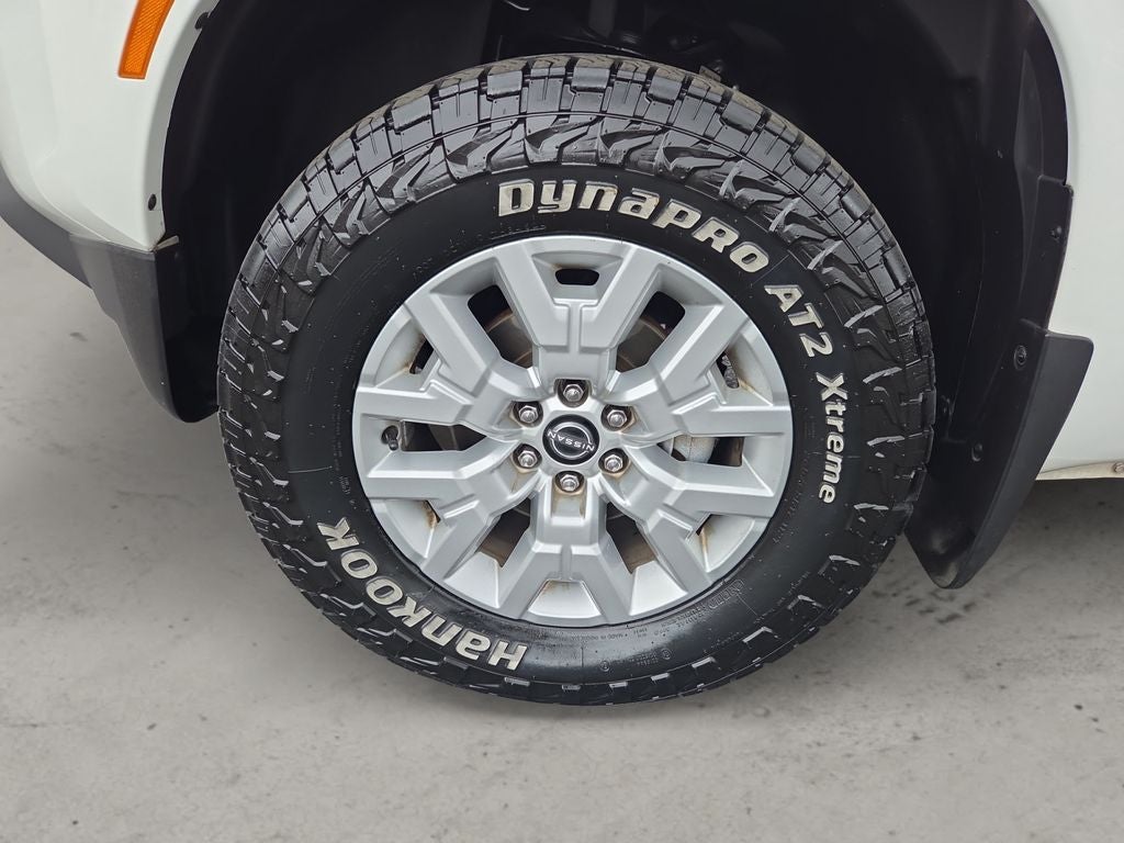 2022 Nissan Frontier SV