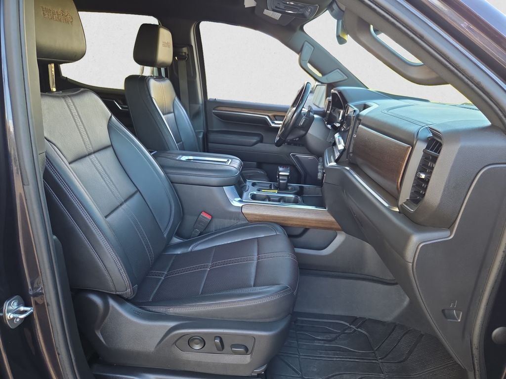 2022 Chevrolet Silverado High Country