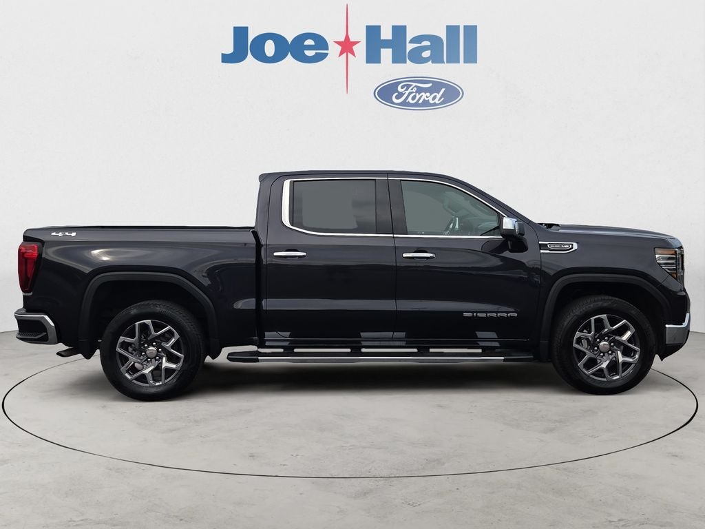 2025 GMC Sierra SLT