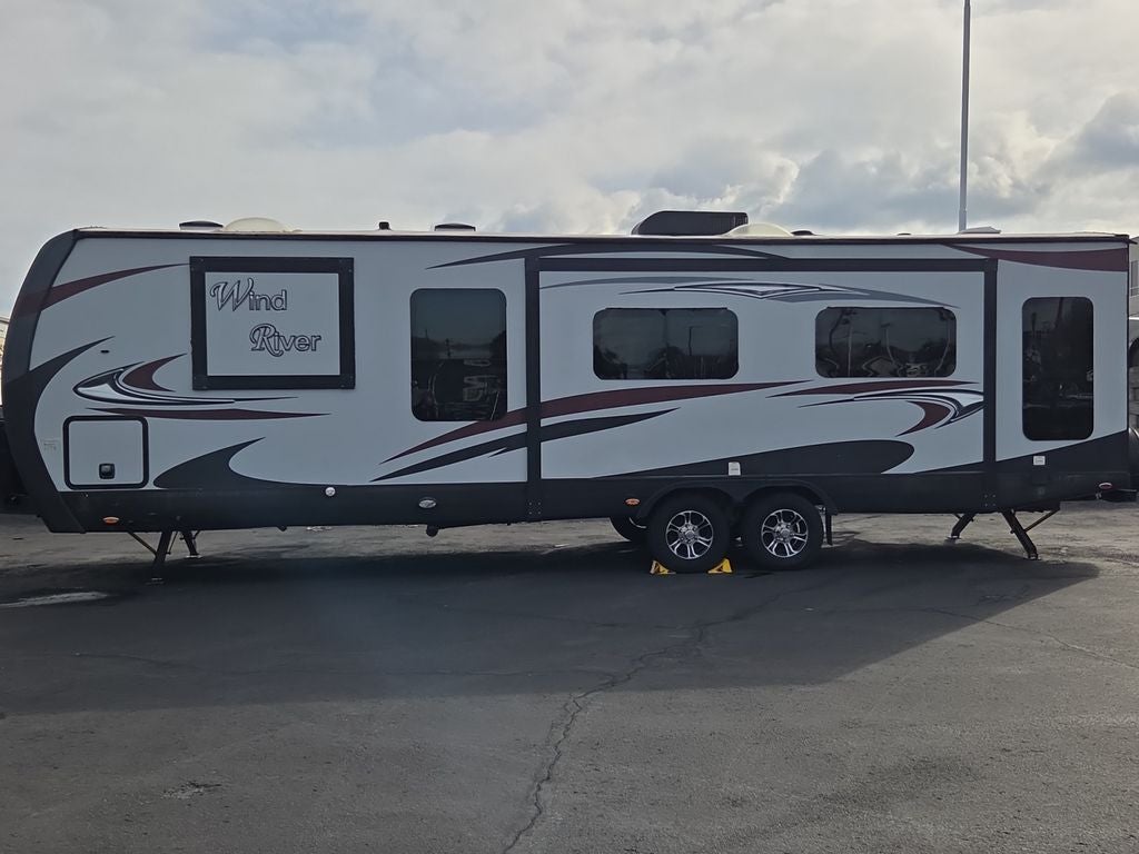 2016 WINDRIVER TRAILER Base