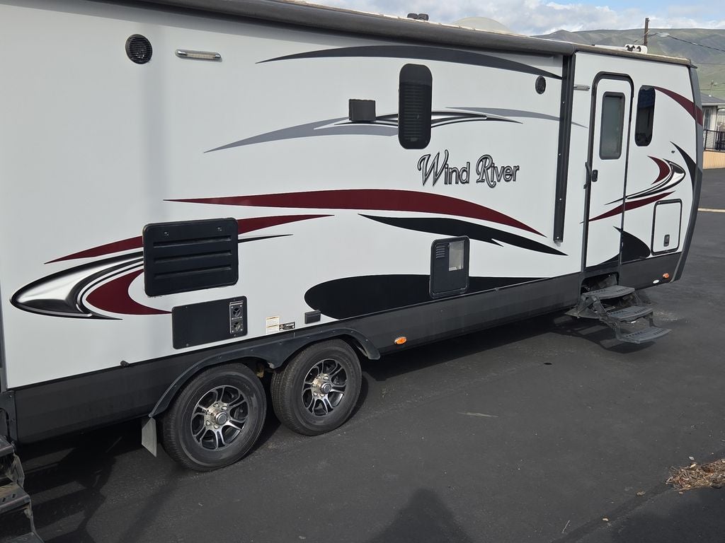 2016 WINDRIVER TRAILER Base